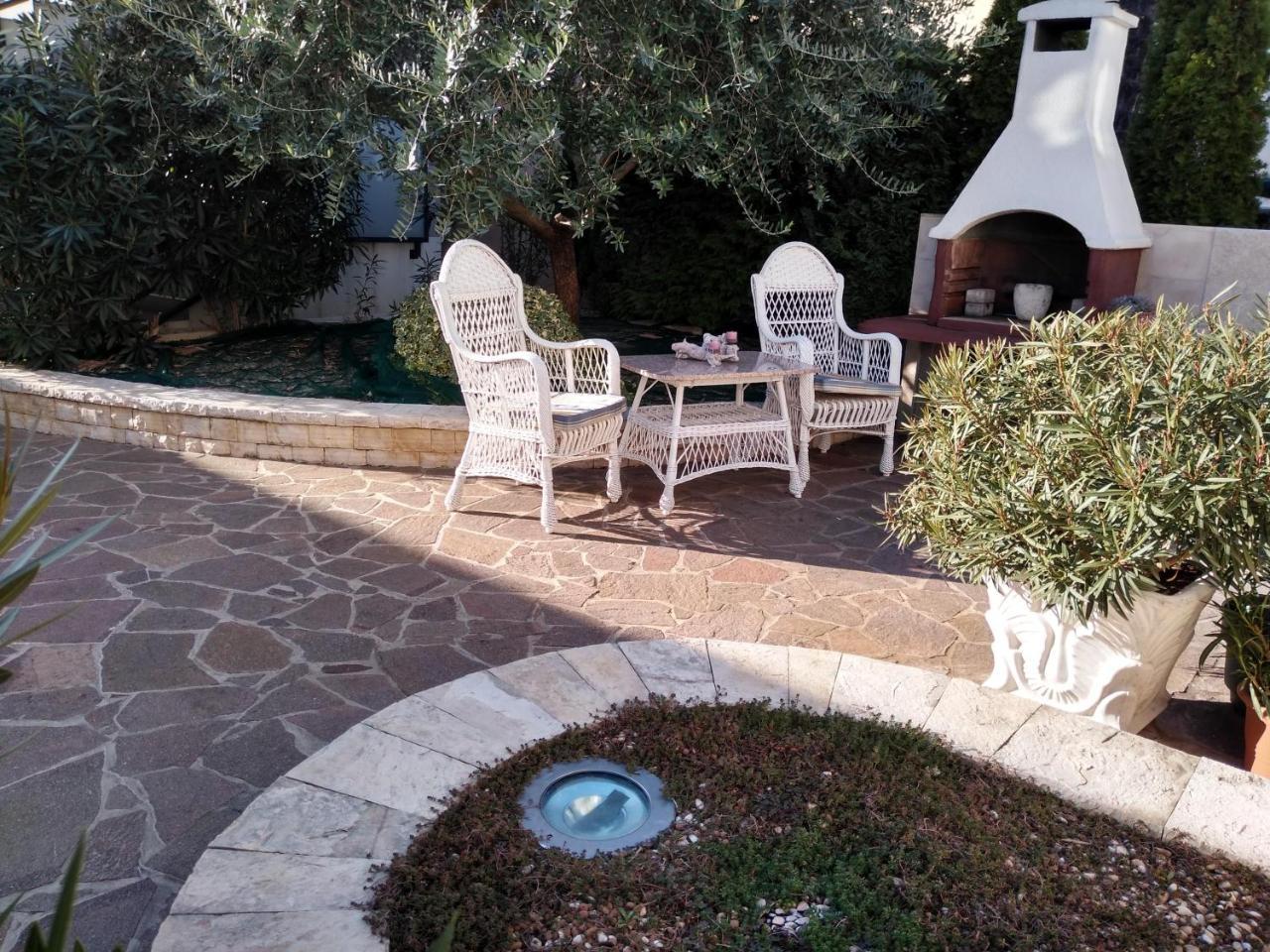 Apartments Villa Rosi Umag Exterior foto